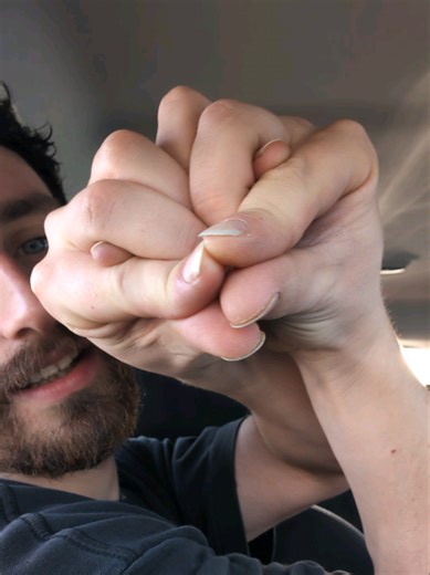 Hand Snake Impressions: A Cool Throwback