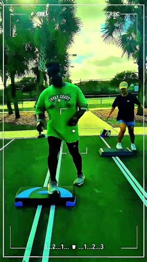 🎄🔥 Christmas STEP Class 🎅🏻 | Cardio Dance by Byron Andrei