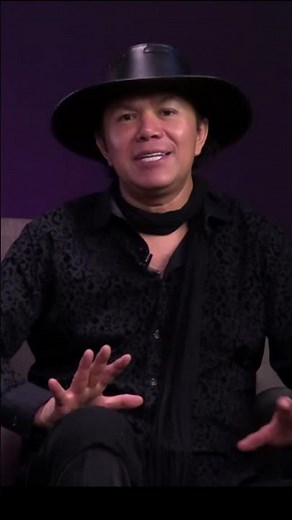 Oscar Froz, Grammy-winning singer-songwriter, interviewed by @zilviroselli