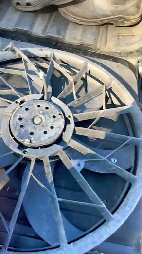 RADIATOR FAN REPLACEMENT
