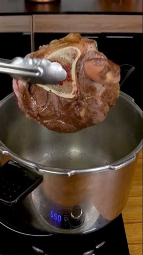 Ossobuco that melts in your mouth: the SECRET no one told you! 🥩🥘 #ossobuco #easyrecipe