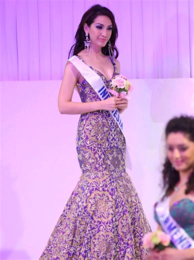 Rahma Landy, Puteri Indonesia Pariwisata 2006, proudly represented Indonesia at the Miss International 2007 held in Tokyo, Japan. Competing among delegates from around the world, she delivered an elegant and confident performance that secured her a place in the Top 15. Her achievement marked another proud moment for Indonesia on the international pageant stage, reflecting grace, cultural pride, and the spirit of Indonesian women before a global audience. #PuteriIndonesia #MissInternational #rahm