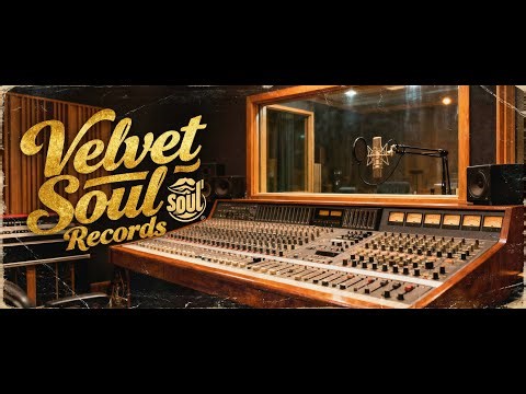 Bulls On Parade | 1970s Soul Ballad Remake