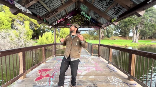 Part 2 of romantic love dance viddies for my sweetie #dezpizza #akon #davidguetta #inlove