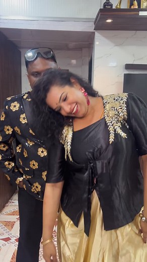 Dhak dhak karne laga ❤️ something different #romancesong #bollywood #duetsong #husbandandwife #dance #reels #reelitfeelit #foryou | Rajendran Venkateshan Naidu