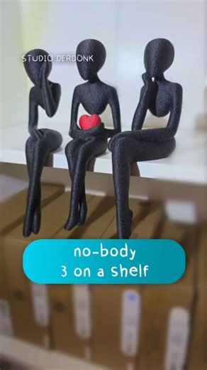 BAMBU LAB P2S printed no-body '3 on a shelf'| 3D PRINTS | Studio Derdonk