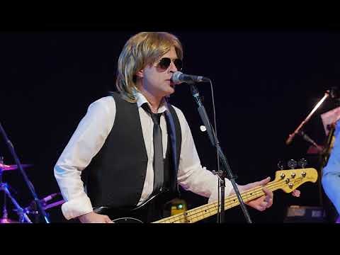 Bye Bye Love/Moving In Stereo/All Mixed Up