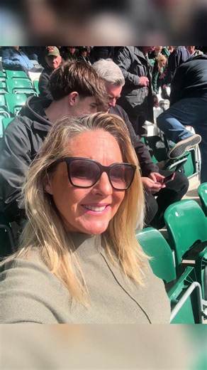 💚 Plymouth… I think you may have stolen a little piece of my heart! 💚 This weekend was my very first visit to Plymouth, and what a day it turned out to be! ❤️ It started with another first… my first ever football match, watching Plymouth Argyle take on Wimbledon! ⚽💚 Now, anyone who knows me knows I’m definitely more of a rugby girl, but after Saturday, I could absolutely be persuaded! The atmosphere was electric, the people I chatted to were so friendly, and then THAT last-minute goal! What a