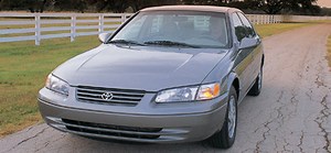 1997 Toyota Camry Road Test