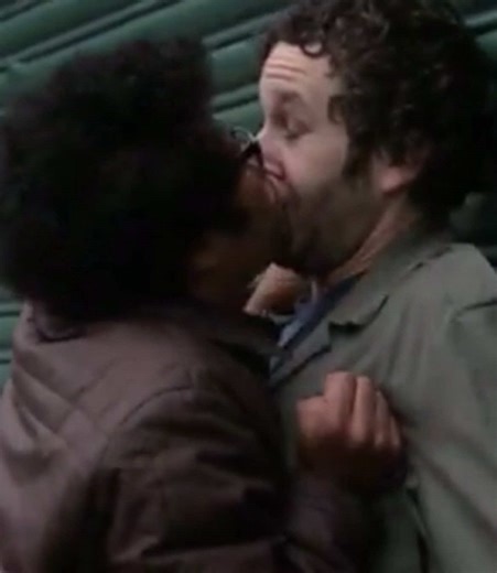 Creating Non-Romantic IT Crowd Content