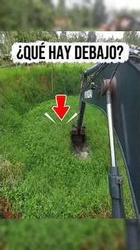 😱 Encontró este EXTRAÑO círculo verde en su granja... Mira lo que había debajo.