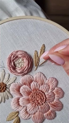 Basic and essential leaves embroidery🌿 #embroidery #tutorial #diy #handmade #art #craft #stitch