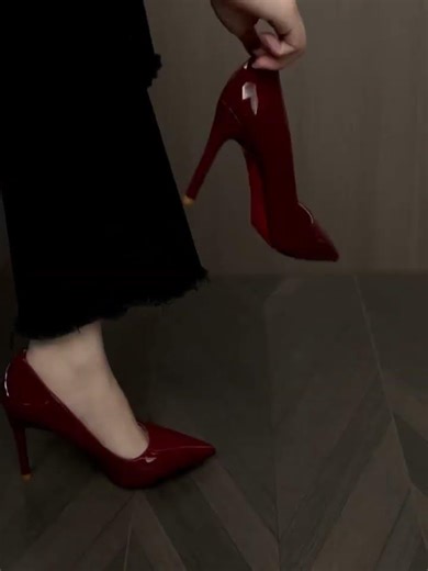 The Perfect Combo: Elegant Pantyhose & High Heels Show #beauty #heels #legs #foot