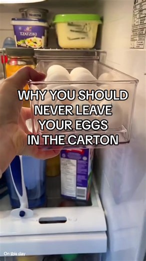 Why I don’t keep eggs in the carton 🥚👇 1️⃣ I can stack food on top without crushing the eggs This egg drawer protects them, so I can actually use vertical space in my fridge instead of wasting it. 2️⃣ I can grab eggs without moving anything Even when the fridge is full, the drawer slides out easily. No rearranging shelves during busy mornings. 3️⃣ It’s a better kitchen organization solution Egg cartons are bulky and awkward. A dedicated egg drawer keeps the fridge organized and easier to use. 