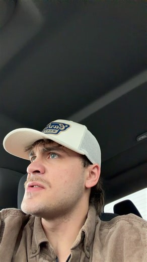 Zach Bryan Concert Highlights and Fan Interactions