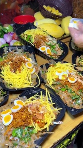 Bánh đa trộn nhà Idol Quán có gì ? #xuhuong #trending #banhtrang #banhtrangtron #virall