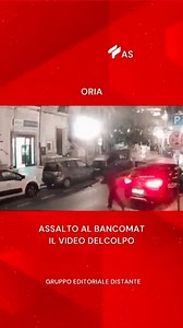 22K views · 988 reactions | ORIA - L’assalto al #bancomat di Piazza Lama ripreso da una telecamera: in pochi minuti, l’arrivo dei criminali, l’esplosione violenta e la fuga. Erano le 4 di giovedì mattina quando “La banda della marmotta” è entrata in azione in provincia di #Brindisi, ad #Oria | Antenna Sud | Facebook