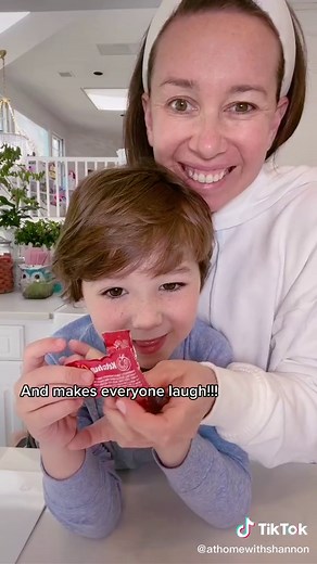 BEST MOM HACK💡 KETCHUP BOO BOO Packs! TIPS & HACKS from MOM of 4! #momhacks #parentinghacks #tipsandtricks #reuse #tiktokpartner #learnontiktok