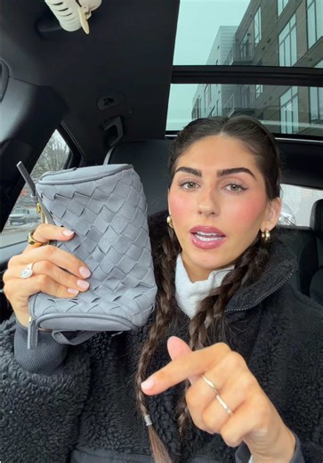 Best mini purse ever. #whatsinmybag | Purse