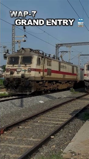 🚆⚡ WAP-7 GRAND ENTRY 🔥 | Indian Railways Power King 👑 #train#railway#indianrailways#rajdhani#viral