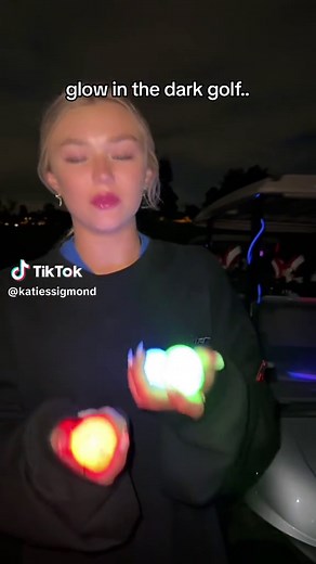 birdie | glow in the dark golf