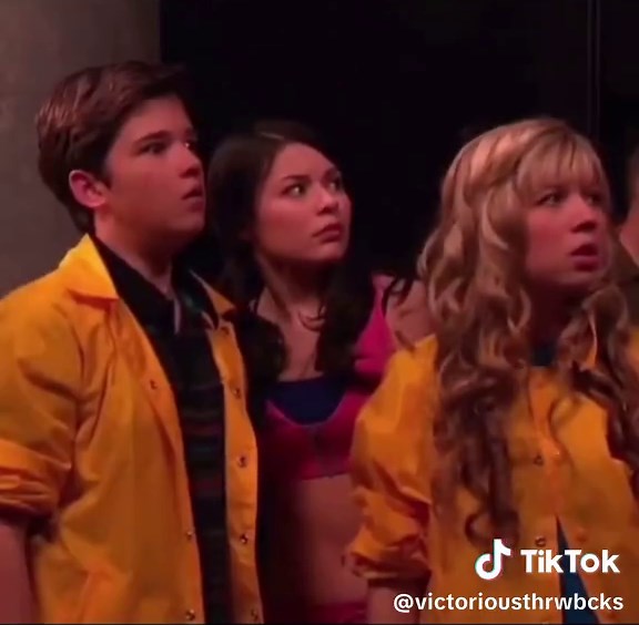 #fypシ #victoriajustice #icarly | victoriajustice