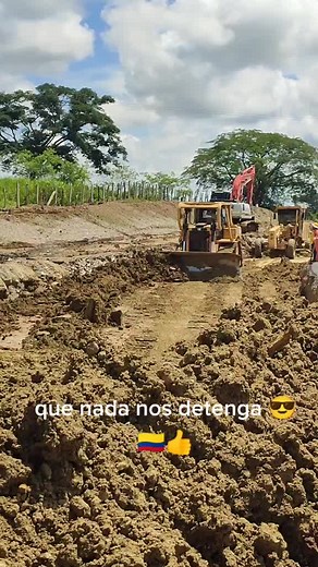 #cat #maquinaria #maquina #maquinaspesadas #maquinas #bulldozer #motoniveladora #excavadora #volquetas