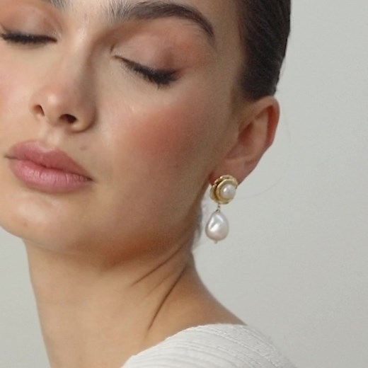 Our La Vie En Rose Collection includes three stunning, rose infused styles 🌹 Which one is your favourite? xx SHOP BRIDAL: https://www.francesca.com.au/collections/bridal-jewellery | Francesca Collections