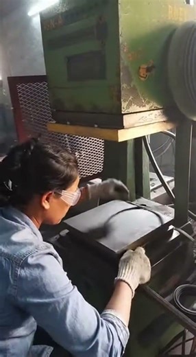 Rubber Gasket Production: Woman Working with Rubber Press #Rubber #Manufacturing