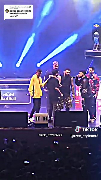 Wos Defendiendo a Trueno en Batallas de Freestyle