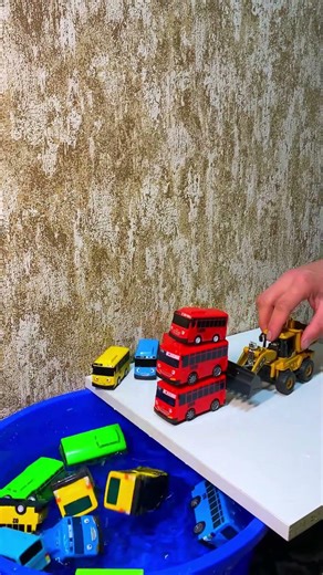 Red bus collapse! 🔴💥