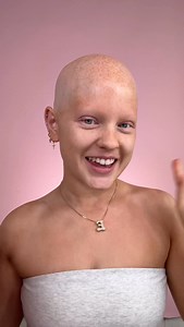 COLOR CODE IS BACK!! Time for ORANGE🧡 The makeup: FIRST, THANK YOU MILK MAKEUP FOR THE ORANGE THEMED PACKAGE I LOVE YOU 🧡 @milkmakeup -for brows I used the L’Oreal faux brow tint pen -for my skin prep I used the Milk glow hydro grip primer @milkmakeup -for my eyeshadow im using a Colourpop eyeshadow palette @colourpopcosmetics -for my eyelid shade im using the Milk Makeup color chalk @milkmakeup -for the orange individual lashes im using Lilly Lashes @lillylashes -for the first tinted blush im