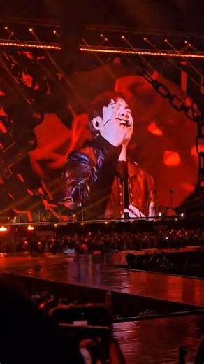 EXO Monster’ performance EXO PLANET 6 EXhOrizon Concert