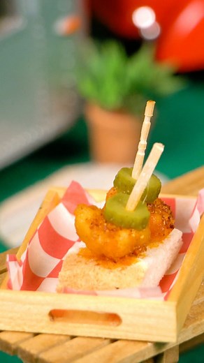 This tiny hot chicken still packs some major punch. 😋🔥 | Tiny Kitchen