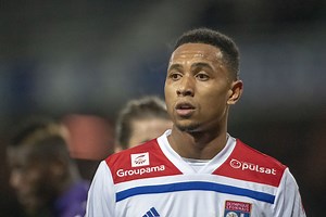 Wolves fans in meltdown as club linked with Lyon star Kenny Tete