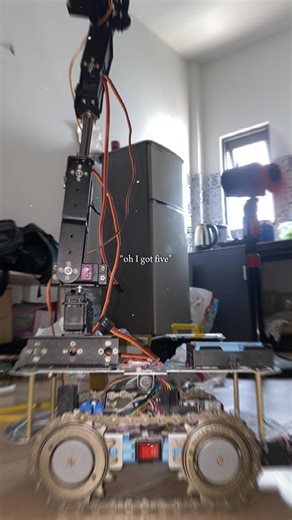 Muốn hướng dẫn chi tiết hơn thì ib riêng tớ trên fb có link trong kênh🦾🦿#robot #code #bluetooth #arduino #DTU #xuhuong #2024