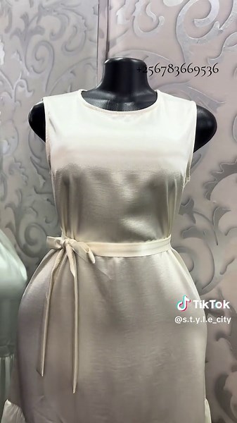 Ba dear🤗we bring you the very best outfits in town😅 #phaneroo #satin #styleinspo #dresses #beauty #goviral #fyp