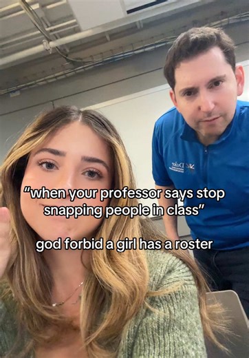 Navigating Snapchat Etiquette in College Classes