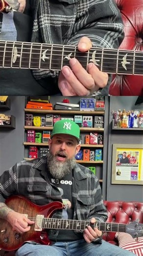 How to Play Thunderstruck | Easy AC/DC One-Handed Riff Tutorial (Video 80/365) #shorts