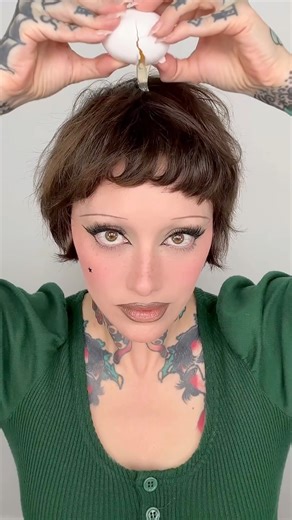 Testing out this life changing hair tutorial. #josephinebaker #erinparsonsmakeup #1920s | Erin Parsons Makeup