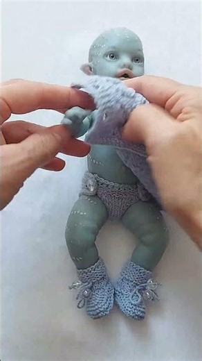 New Blue Outfit 💙 Dressing an Avatar Baby Doll