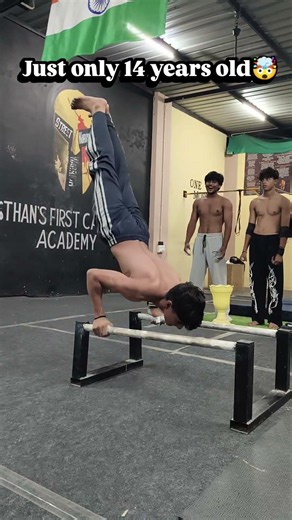 only 14 years old 😱#calisthenics#planche#workout #strength