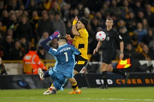 Match of the Day pundits slam Jimenez red card decision against Leeds