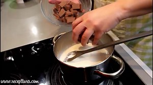 Recept koji svi obožavaju: Kolač od Nutelle koji je gotov za 20 minuta