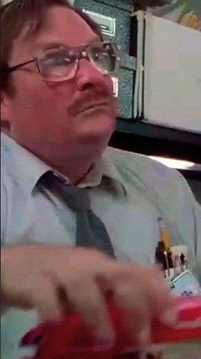 "HAVE YOU SEEN MY STAPLER?" 🖇🤣 #shorts