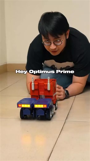 rania_finds on Instagram: "Robosen Optimus Prime Elite – Auto-Converting Programmable Transformer Robot Toy, Interactive Smart Action Figure for Transformers Fans & Collectors, 16-Inch 🤖 Automatic Transforming Technology Experience the magic of Transformers like never before. Robosen Optimus Prime Elite automatically converts between robot and vehicle modes at the push of a button, delivering smooth, realistic movements. 🧠 Programmable & Intelligent Design Equipped with advanced programming fe