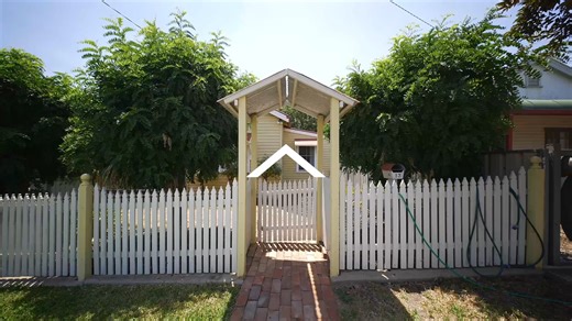 PRD Real Estate Wagga Wagga on Instagram: "Just Listed ! 13 Roma Street, Wagga Wagga $759,000 3 bed 1 bath 4 car Quietly tucked away in a hidden corner of Central Wagga, this charming cottage and enjoys an enviable position just off Brookong Avenue in one of Wagga’s most sought-after locations. A classic weatherboard façade complemented by front and rear verandahs immediately sets the tone, enhancing the home’s warm and inviting cottage appeal. 📞 Call Ryan Smith today to secure the details and 