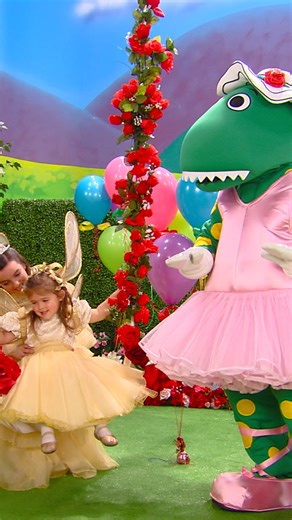 The Wiggles on Instagram: "Some friendships never change, they just keep swinging through the years! Can you guess who’s here? #TheWiggles #OldSchool"