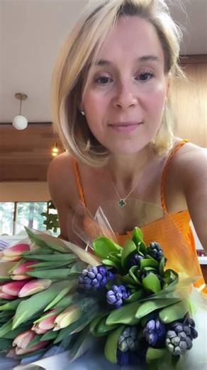 I've tested whether Viagra perked up a set of flowers in comparison to aspirin, flower food and a penny coin. Viagra for the win! In 1999 researchers found that a small amount of Viagra can keep flowers from wilting. Hollow stems like tulips stop siphoning water and the Viagra is a vasodilator so it keeps their cells open and they keep taking in water! Making them stand up straight and last longer! A sprinkle of Viagra (just 1/4 of a pill) in your vase water can keep your blooms, especially thos