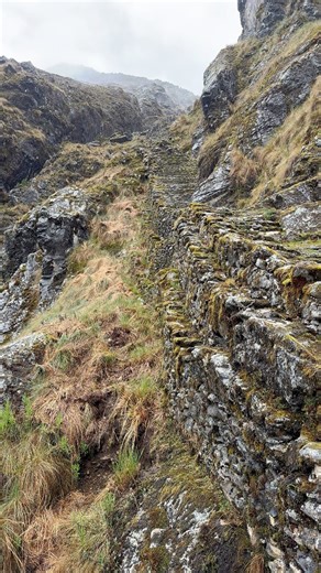 CAMINO INCA EN LA CORDILLERA DE VILCABAMBA. #peru #incatrail #adventure #vilcabamba | El Errante